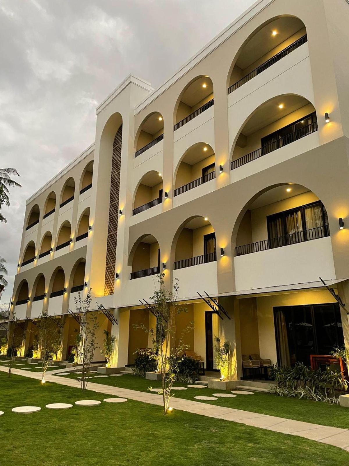 Sima Hotel Kuta  Екстер'єр фото